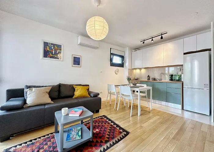 Apartment Grandpa's Tree - Private Garage *