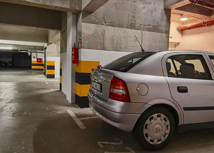 Grandpa's Tree - Private Garage Apartment *