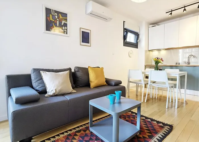 Grandpa's Tree - Private Garage Apartment Split