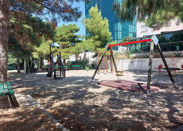 Grandpa's Tree - Private Garage * Split