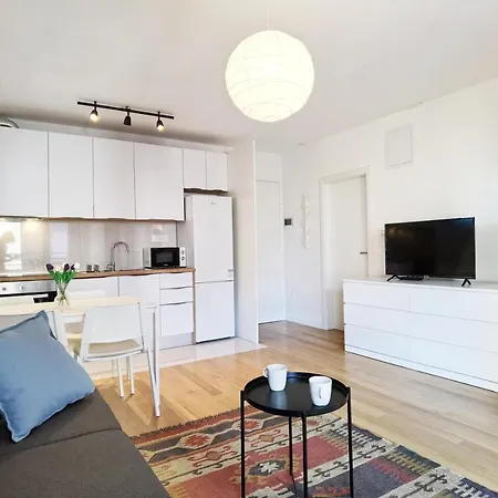 Grandpa´s Tree - Private Garage Spalato