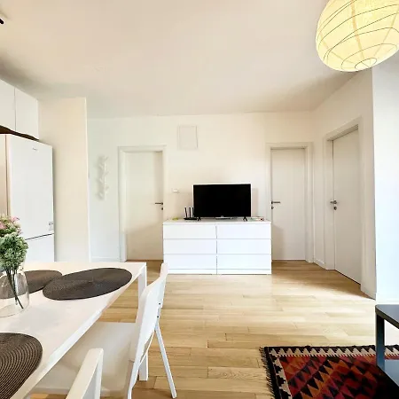 Grandpa's Tree - Private Garage * Split